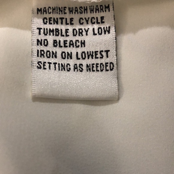 Vintage White Embroidered Top by Claudia Richard - Picture 10 of 10